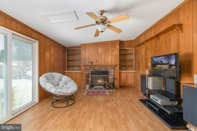 17250 STONEY KNOLL RD, King George, VA 22485