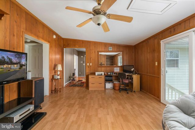 17250 STONEY KNOLL RD, King George, VA 22485