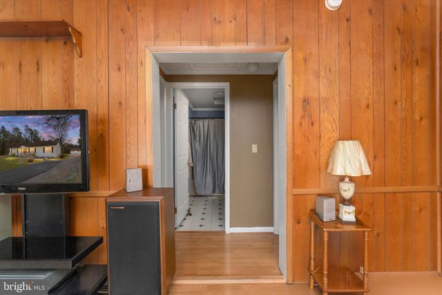 17250 STONEY KNOLL RD, King George, VA 22485