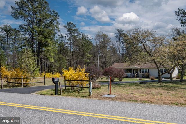 17250 STONEY KNOLL RD, King George, VA 22485