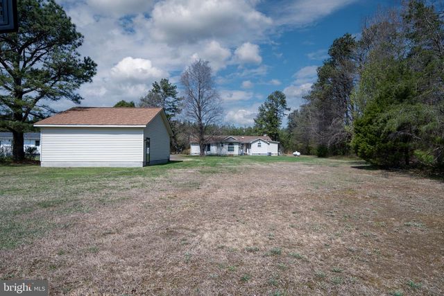 17250 STONEY KNOLL RD, King George, VA 22485