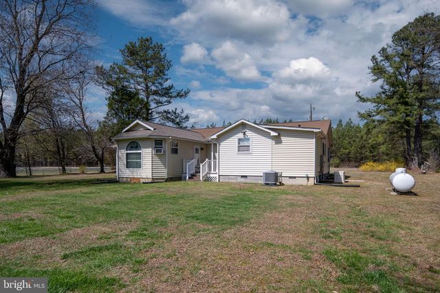 17250 STONEY KNOLL RD, King George, VA 22485