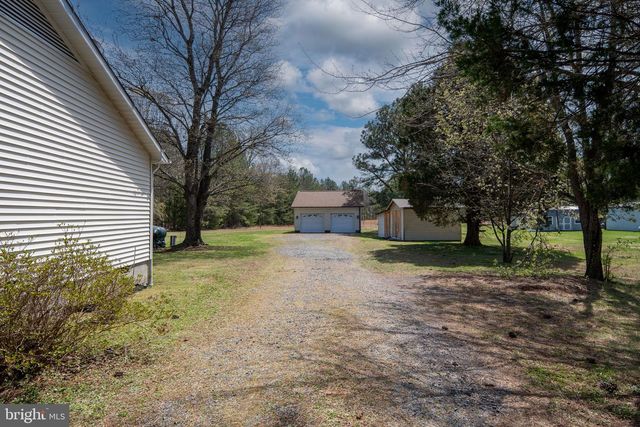 17250 STONEY KNOLL RD, King George, VA 22485