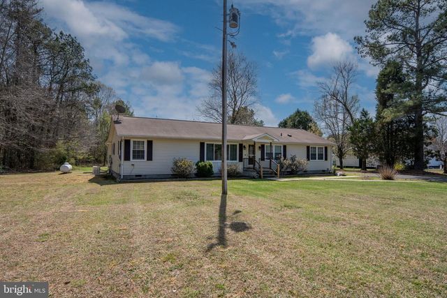 17250 STONEY KNOLL RD, King George, VA 22485