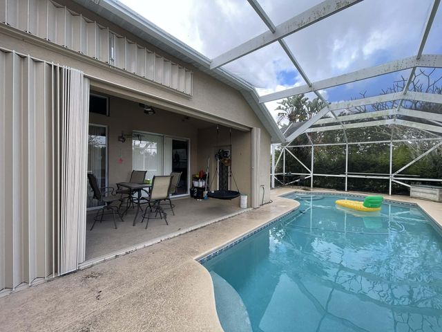 301 SW Buzby Court, Port St. Lucie, Port St Lucie, FL 34953