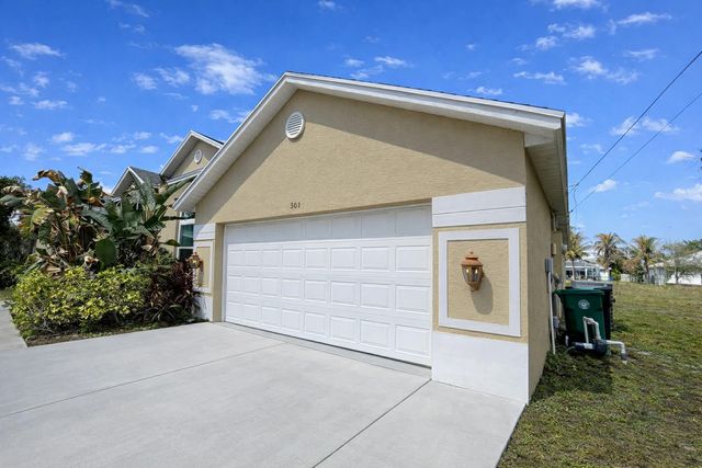 301 SW Buzby Court, Port St. Lucie, Port St Lucie, FL 34953
