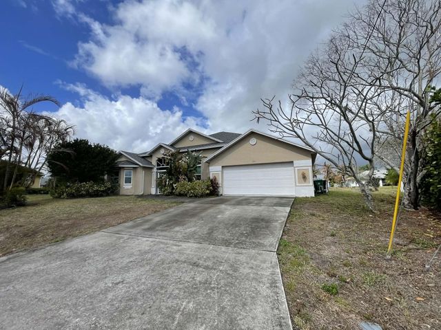 301 SW Buzby Court, Port St. Lucie, Port St Lucie, FL 34953