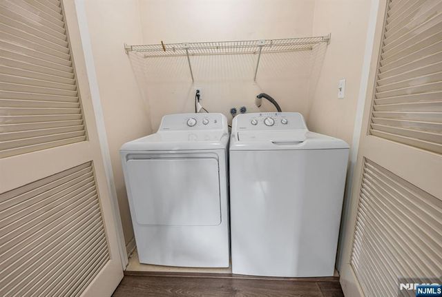 107 Mark Twain Way, Mahwah, NJ 07430