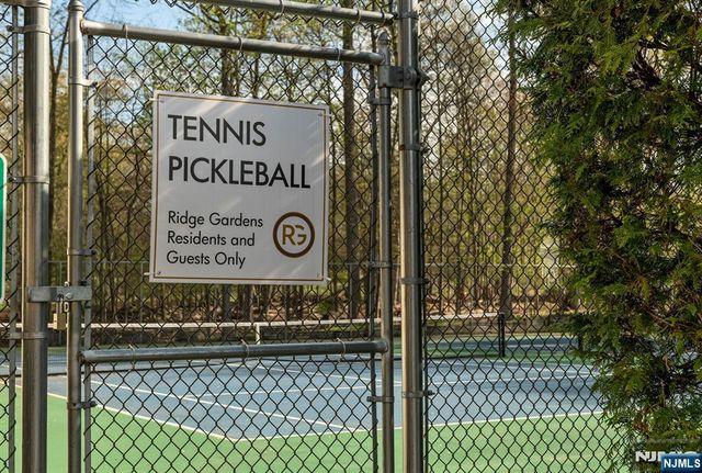 107 Mark Twain Way, Mahwah, NJ 07430