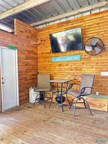 9 County Road 131, Cedar Bluff, AL 35959