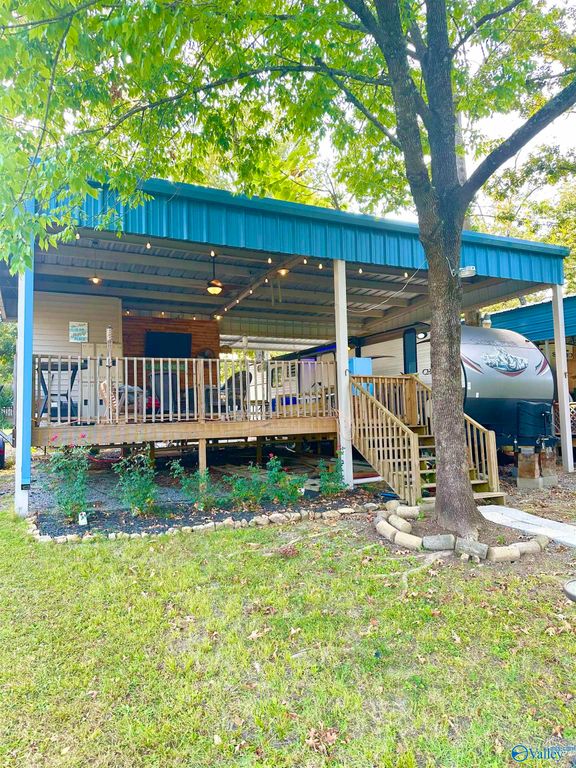 9 County Road 131, Cedar Bluff, AL 35959