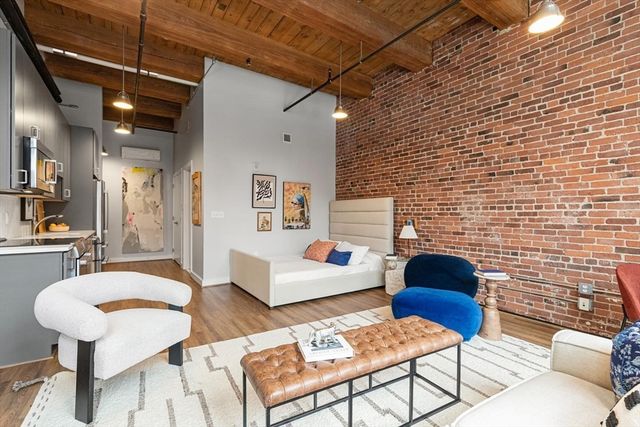 63 Melcher St. 301, Boston, MA 02210