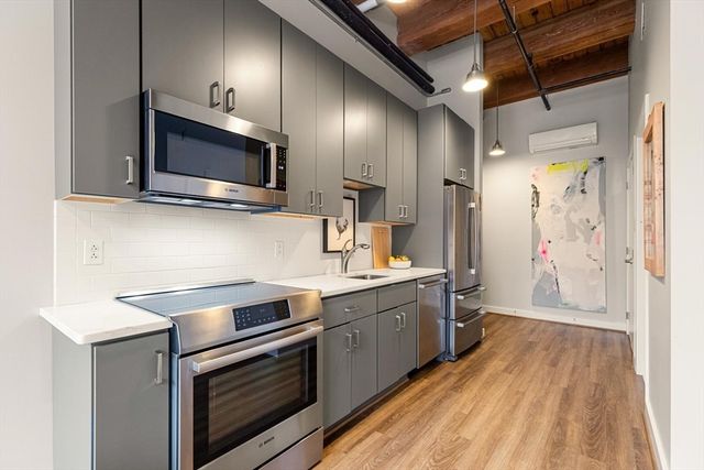 63 Melcher St. 301, Boston, MA 02210