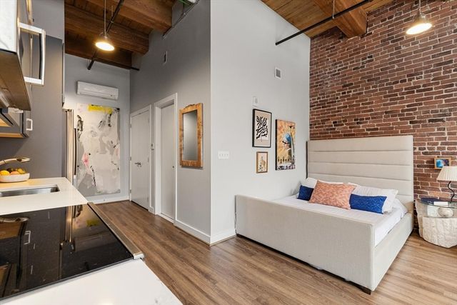 63 Melcher St. 301, Boston, MA 02210