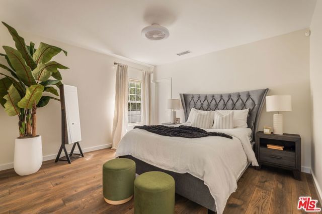 631 N Fuller Avenue, Los Angeles, CA 90036