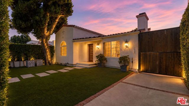 631 N Fuller Avenue, Los Angeles, CA 90036