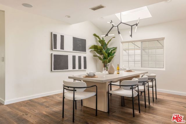 631 N Fuller Avenue, Los Angeles, CA 90036