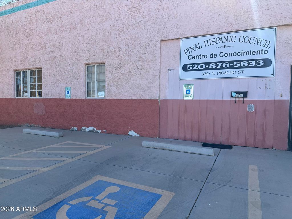 330 N Picacho Street, Casa Grande, AZ 85122 — exterior