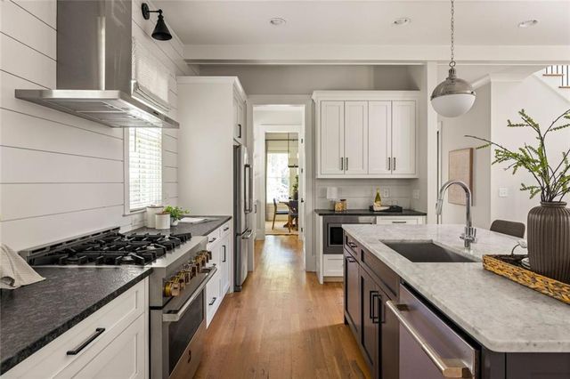 322 Candler Street NE, Atlanta, GA 30307