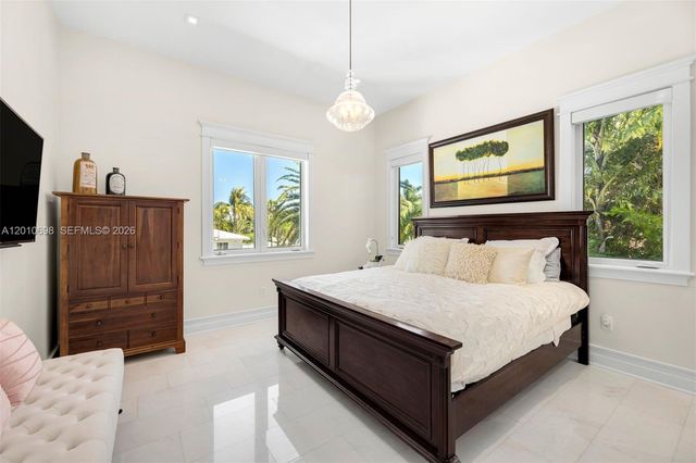 1460 S Treasure Dr, North Bay Village, FL 33141