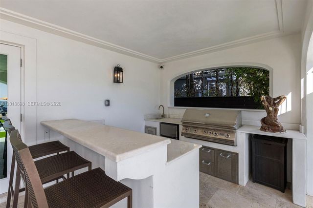 1460 S Treasure Dr, North Bay Village, FL 33141