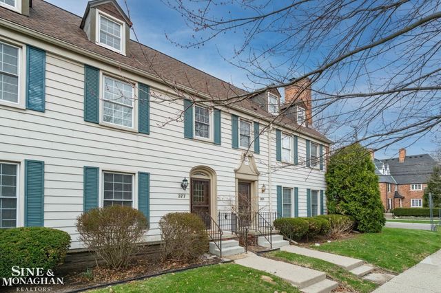 377 Rivard Boulevard, Grosse Pointe, MI 48230