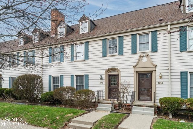 377 Rivard Boulevard, Grosse Pointe, MI 48230