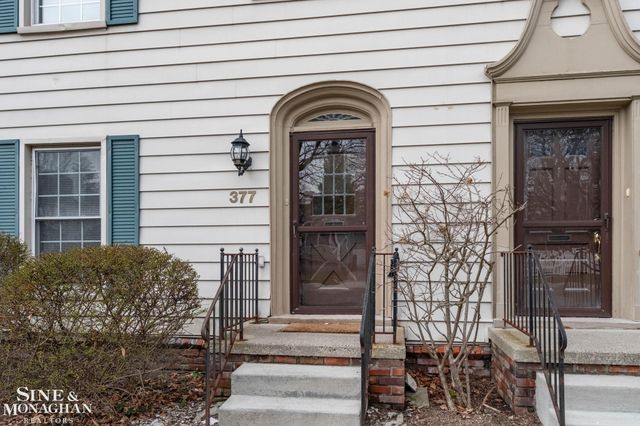 377 Rivard Boulevard, Grosse Pointe, MI 48230