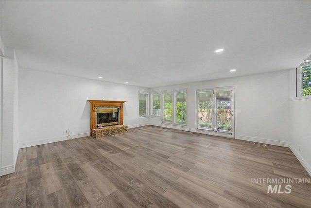 4375 N Marcliffe Pl, Boise, ID 83704