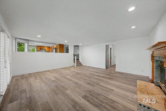 4375 N Marcliffe Pl, Boise, ID 83704