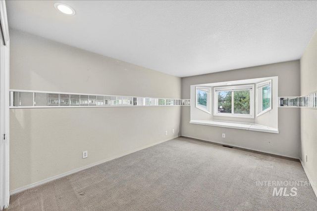 4375 N Marcliffe Pl, Boise, ID 83704