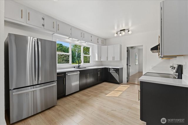 22767 Francis Road, Mount Vernon, WA 98273