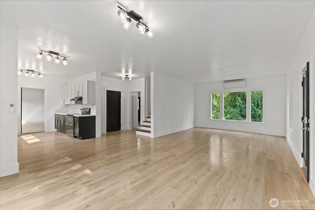22767 Francis Road, Mount Vernon, WA 98273