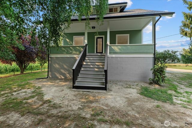 22767 Francis Road, Mount Vernon, WA 98273