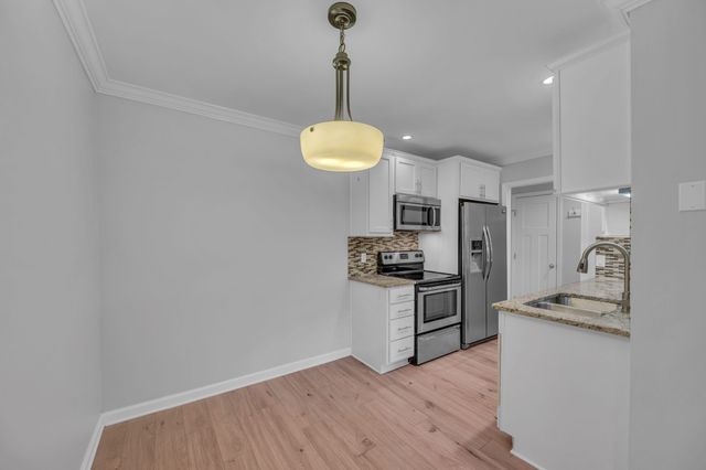 4425 Westlawn Dr Apt A102, Nashville, TN 37209