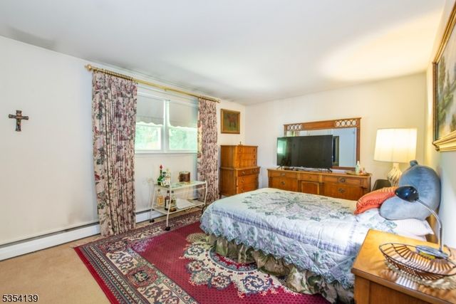 65 Brandon Ave, Wayne Twp., NJ 07470