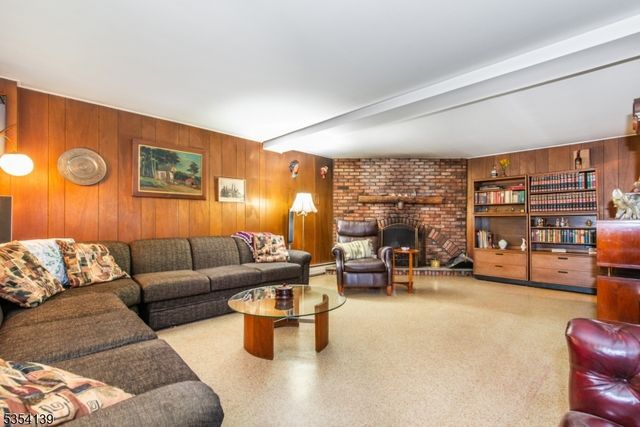 65 Brandon Ave, Wayne Twp., NJ 07470