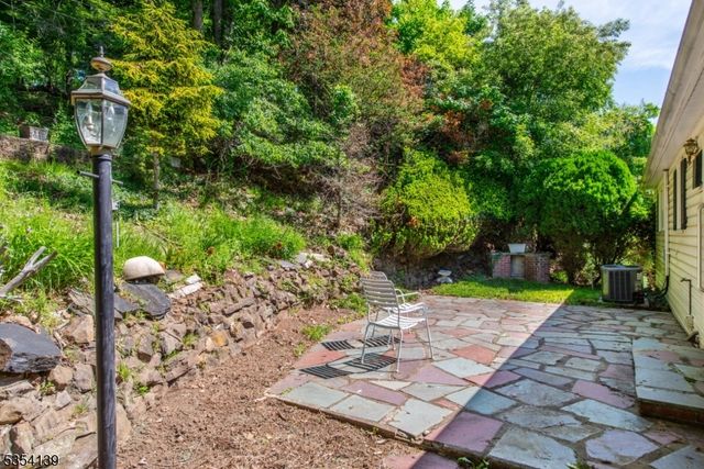 65 Brandon Ave, Wayne Twp., NJ 07470