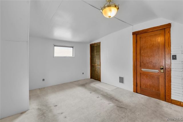 633 33rd Street, Niagara Falls, NY 14301