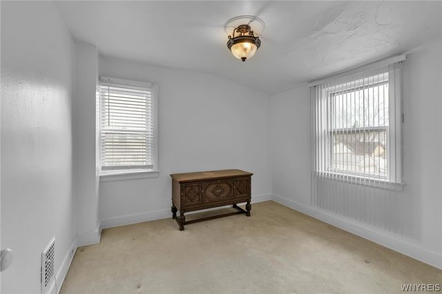 633 33rd Street, Niagara Falls, NY 14301