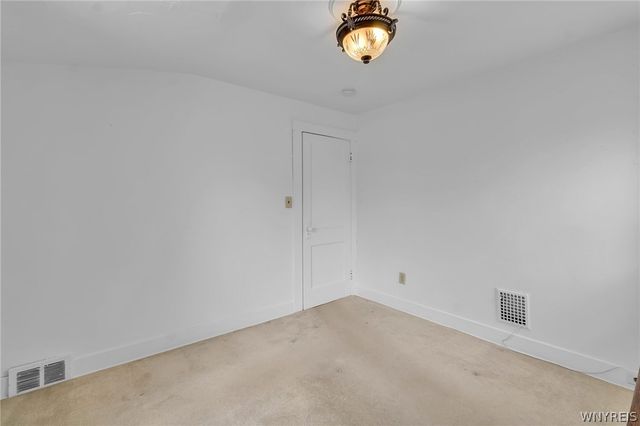 633 33rd Street, Niagara Falls, NY 14301