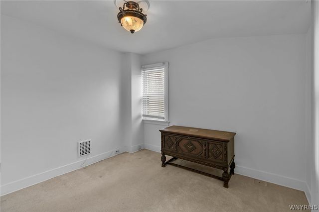 633 33rd Street, Niagara Falls, NY 14301