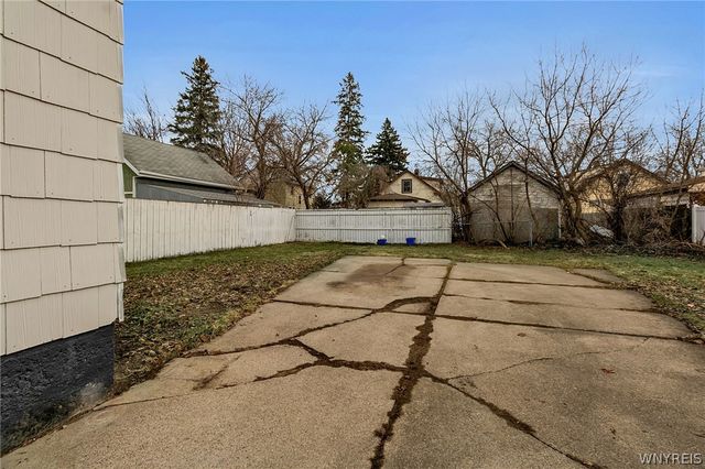 633 33rd Street, Niagara Falls, NY 14301