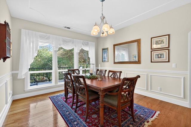 18572 Hummingbird Dr, Penn Valley, CA 95946