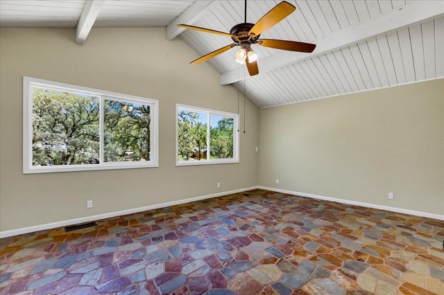 11969 Walnut Ct, Auburn, CA 95602