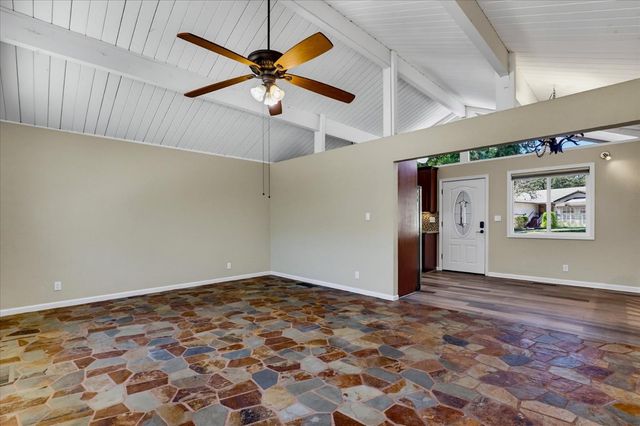 11969 Walnut Ct, Auburn, CA 95602