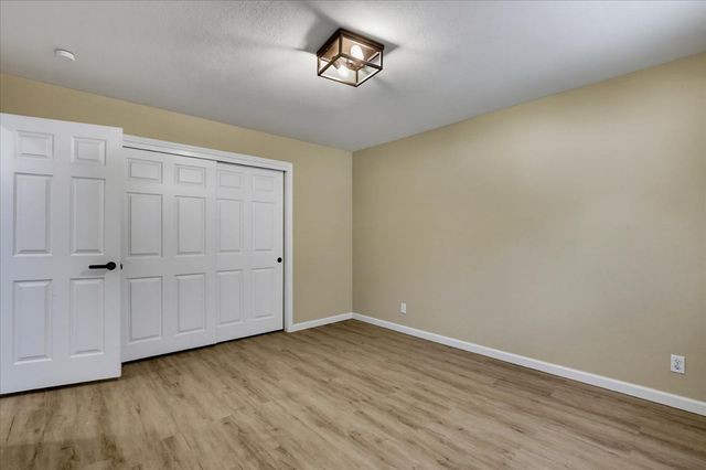 11969 Walnut Ct, Auburn, CA 95602