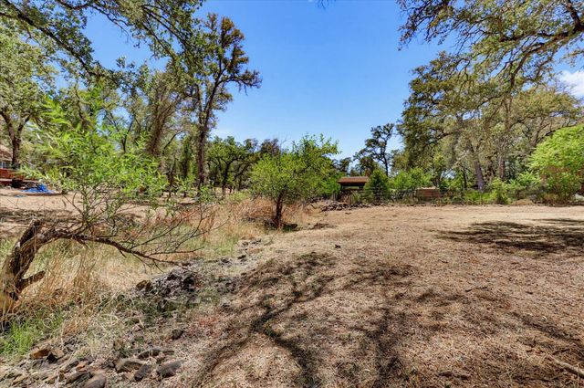 11969 Walnut Ct, Auburn, CA 95602