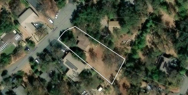 11969 Walnut Ct, Auburn, CA 95602