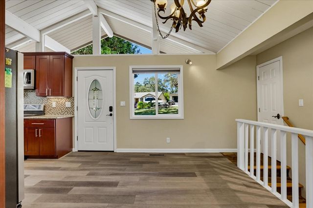 11969 Walnut Ct, Auburn, CA 95602